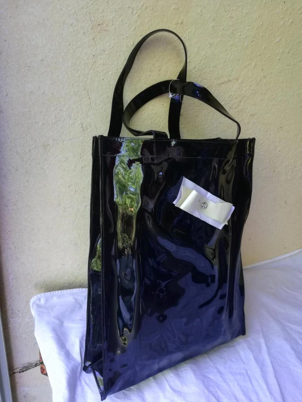 Lote rígido de Bolso tipo tote (o bolsa de playa...) abierta + su Neceser en PVC – photo 11